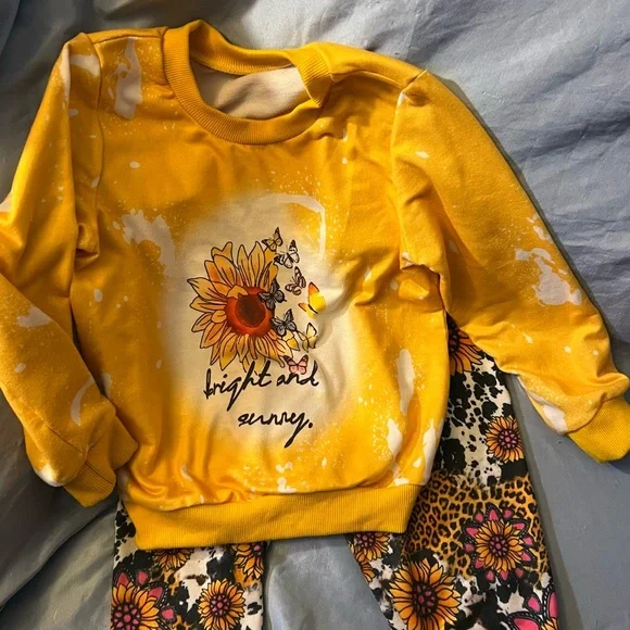 Yellow Sunflower Sweatshirt and Floral Pants Set - Picture 5 of 6